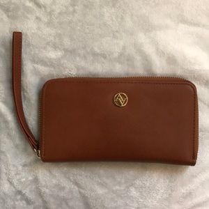Adrienne Vittadini Wristlet